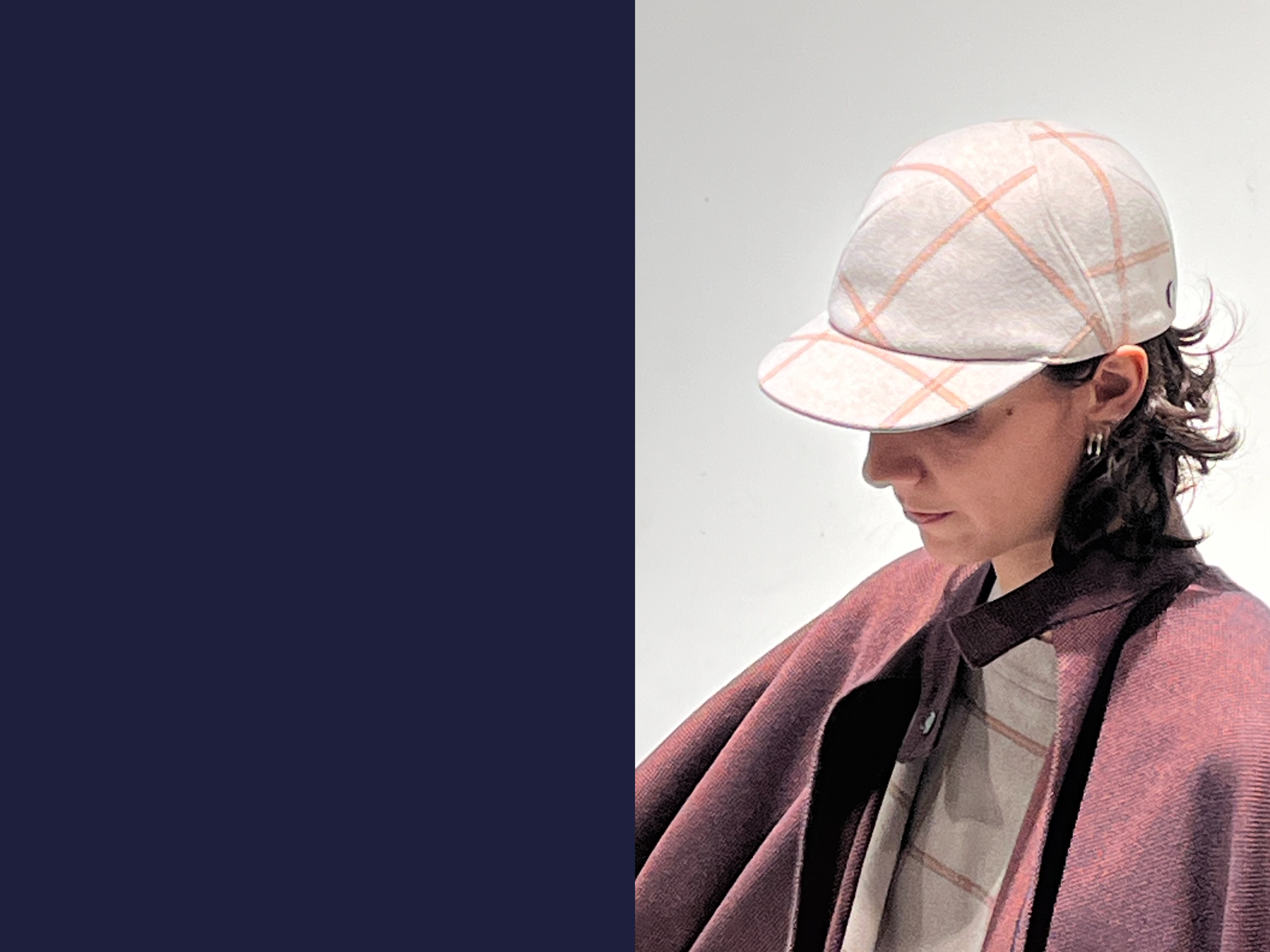 Lola is wearing a Le Panache Paris© cap N°121 made in France with Uptown fabric from Gabriel © 100% recyclable polyester