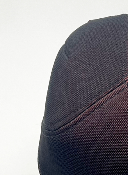 N°124_Cap on hat rack_Le Panache Paris©